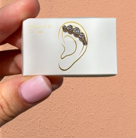 تصویر پیرسینگ غضروف 