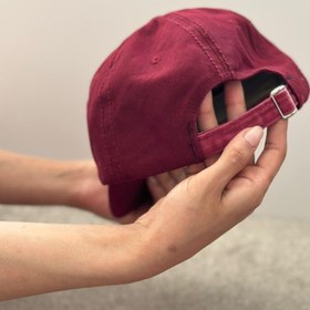 تصویر کلاه بیسبالی پشت سگکی 