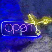 تصویر تابلو نئون آرایشگاه باز است 