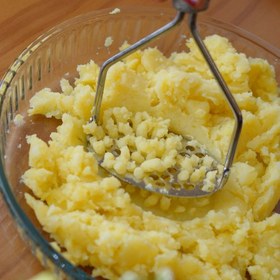 تصویر پوره کن سیب زمینی دسته گرانیتی کد : 6056