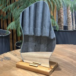 تصویر آینه رومیزی طرح دفرمه 