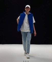 تصویر تیشرت سفید بیسیک اسپرت بچگانه جنس نخ پنبه برند آکو aku aku