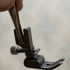 تصویر پایه چین سوزنی پیچ دار راسته دوز 