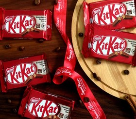 تصویر شکلات شیری برند کیت کت اصل نستله مدل چهار انگشتی ۴۱/۵ گرمی آلمانی Kit Kat Kit Kat