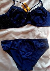 تصویر ست لباس زیر زنانه مخملی لطیف و شیک 