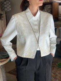 تصویر جلیقه گلدوزی سفید 