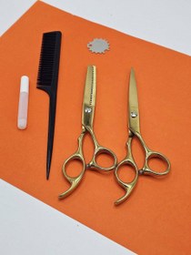 تصویر ست قیچی حرفه ای و فوق‌العاده با کیفیت کوتاهی مو A set of professional and excellent hair cutting scissors