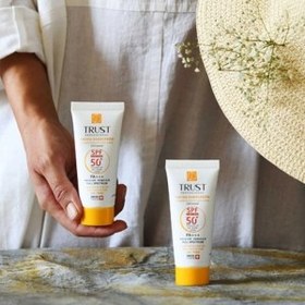 تصویر کرم ضد آفتاب رنگی تراست SPF 50 حجم 40 میل 