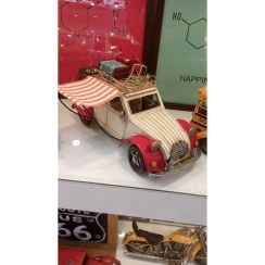 تصویر ماکت دکوری مدل ماشین کلاسیک طرح فلزی دست ساز کد 1841 