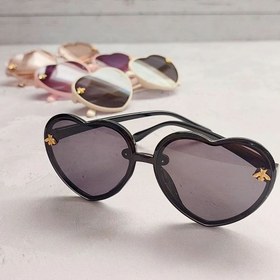 تصویر عینک قلبی 