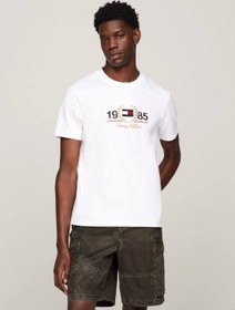 تصویر تی‌شرت مردانه با گلدوزی لوگو و یقه گرد - ترکیب پنبه، سفید برند Tommy Hilfiger Men's Logo Embroidery Featuring a Crew Neck T-Shirt - Cotton blend, White