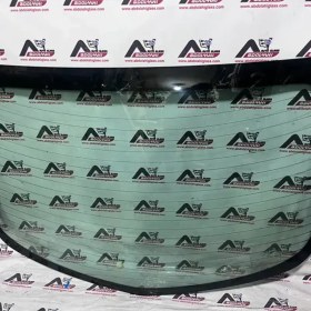 تصویر شیشه عقب مگان 2000 