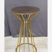 تصویر میز کنار سالنی چتری مدل گرد 