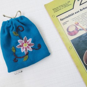 تصویر کیسه پته دوزی آبی هدیه پته فیروزه ای