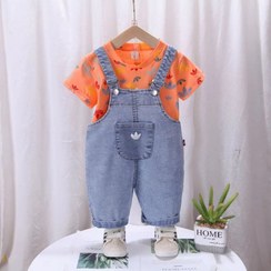 تصویر ست تی شرت و بیلر جین مدل ژورنالی 2025 new collections 