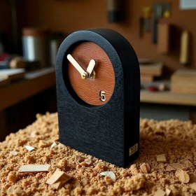 تصویر ساعت چوبی مدل ((ایوان)) 