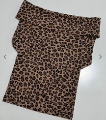 تصویر بلوز زنانه یقه قایقی پلنگی کبریتی 