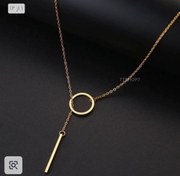 تصویر گزدنبند ظریف زنانه طلایی جنس استیل 