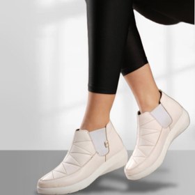 تصویر نیم بوت طبی 