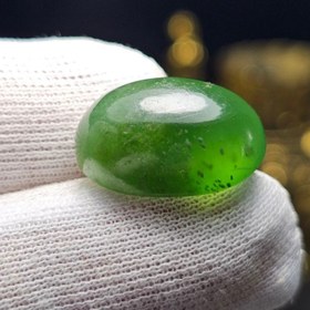 تصویر نگین سنگ یشم خوش رنگ معدنی کد 36776 