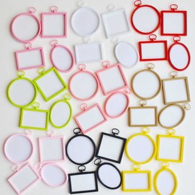 تصویر قاب گلدوزی کوچک 