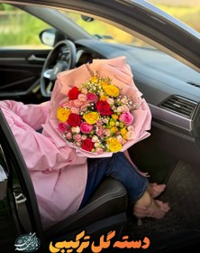 تصویر دسته گل ترکیبی رز 