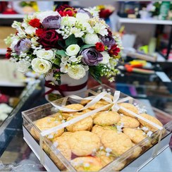 تصویر باکس شیرینی روباز سایز ۴۰ در ۳۰ 