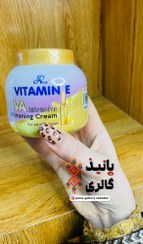 تصویر آبرسان سفید کننده گلوتاتیون حاوی ویتامین E و هیالورونیک اسید Glutathione