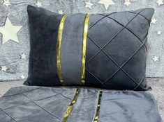 تصویر روبالشی مخمل دو نوار کد 05 برند خوشنام هگمتان یک جفتی - 1 جفت (دو عدد) 