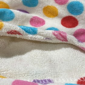 تصویر حوله کلاهی مدل توپک کلاه حوله ای