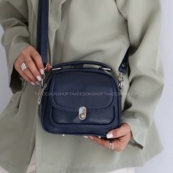 تصویر کیف سه کاره زنانه مدل کویین از چرم مصنوعی 