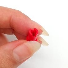 تصویر سوزن در چسب 