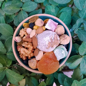 تصویر فروشگاه آسان میوه خشک