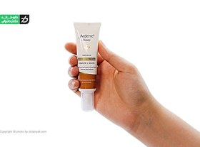 تصویر کرم روشن کننده آردن حجم ۳۰ میلی لیتر حاوی آربوتین و AHA 