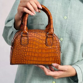 تصویر کیف چرم زنانه مدل ژینوس 