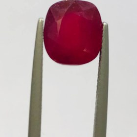 تصویر نگین یاقوت سرخ سایز 10*9 