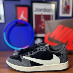 تصویر Nike air jordan 1 low travis scott 