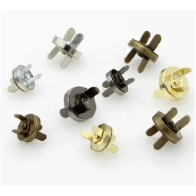 تصویر مگنت برجسته بزرگ 