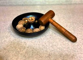 تصویر گردوشکن 