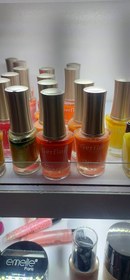 تصویر لاک ناخن 