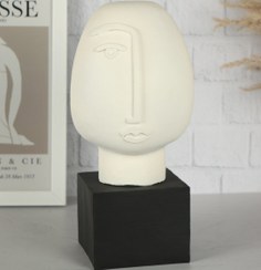 تصویر مجسمه اچ اند ام نیم رخ | H&M سفید مشکی 