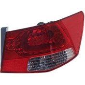 تصویر چراغ خطر عقب گلگیر راست سراتو 924021M020 GENUINEPARTS