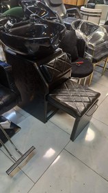 تصویر سرشور کم جا دارای صندلی کشویی 