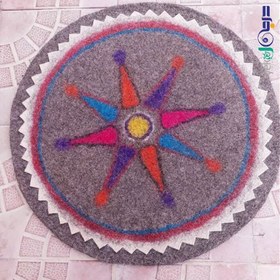 تصویر نمد پشمی دایره ای 