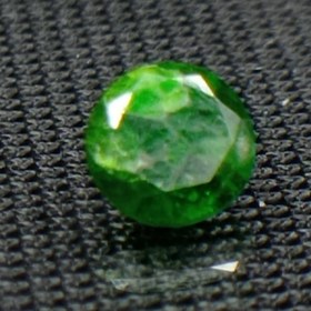 تصویر جواهر دمانتوئید d18 