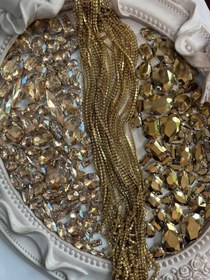 تصویر نگین طلایی شفاف 