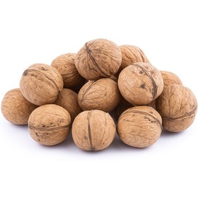 تصویر گردو با پوست 