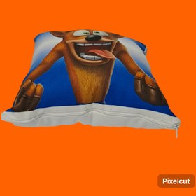 تصویر کوسن مخمل طرح crashbandicoot 