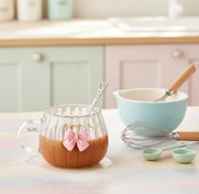 تصویر ماگ پیرکس پاپیونی 