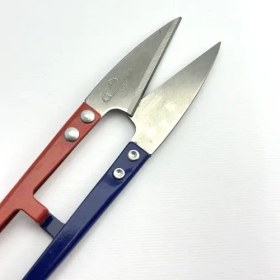 تصویر قیچی سرنخ زن عقاب 